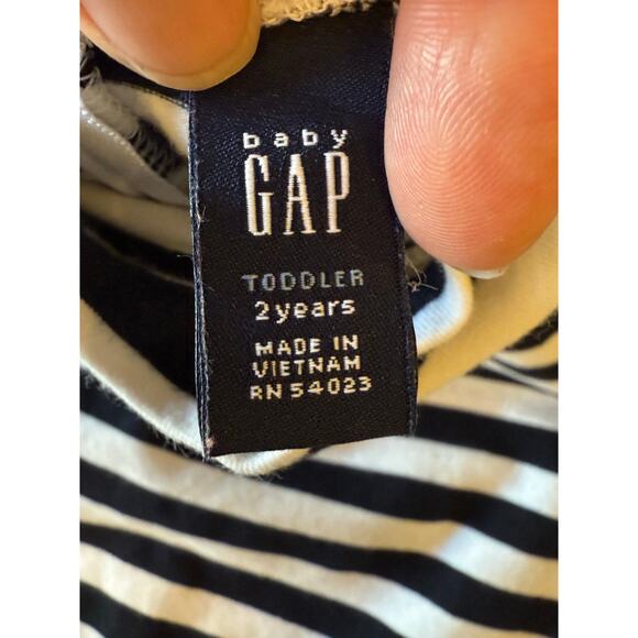 GAP Striped Turtleneck Top Shirt Toddler size 2T Black White - Picture 4 of 6